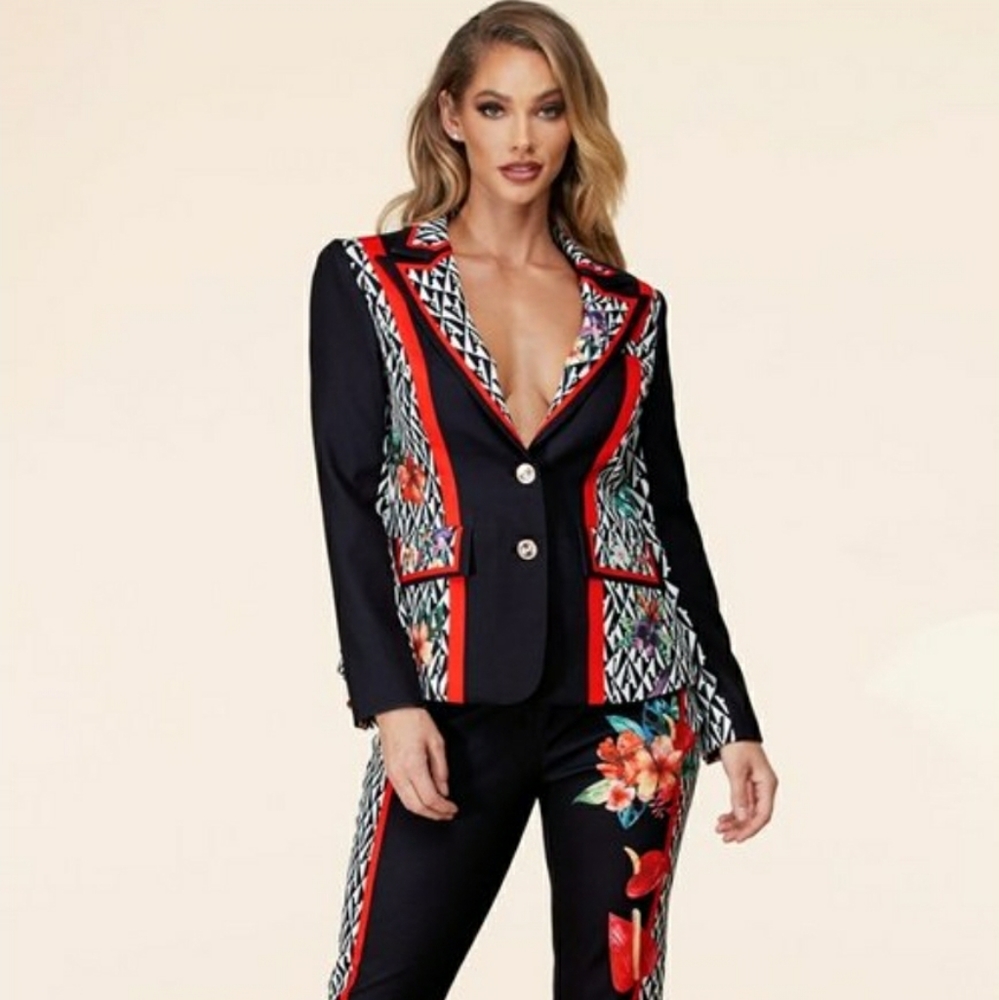 Latiste Black Flower Blazer